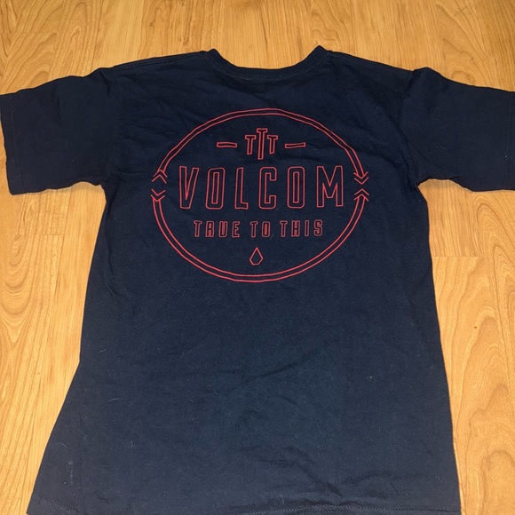 Navy Blue Volcom TShirt Size S - Picture 2 of 3